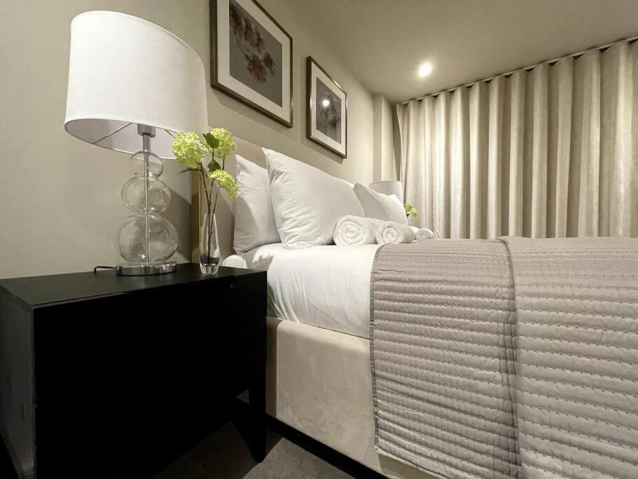 2Br Urban Vista Retreat Chcl F7 Apartman Chigwell Kültér fotó
