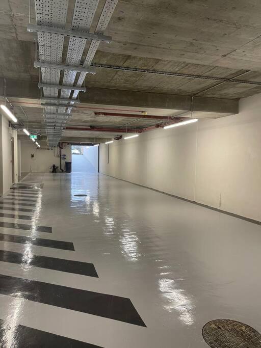 2Br Urban Vista Retreat Chcl F7 Apartman Chigwell Kültér fotó